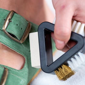 Βουρτσάκι περιποίησης δερμάτινων παπουτσιών